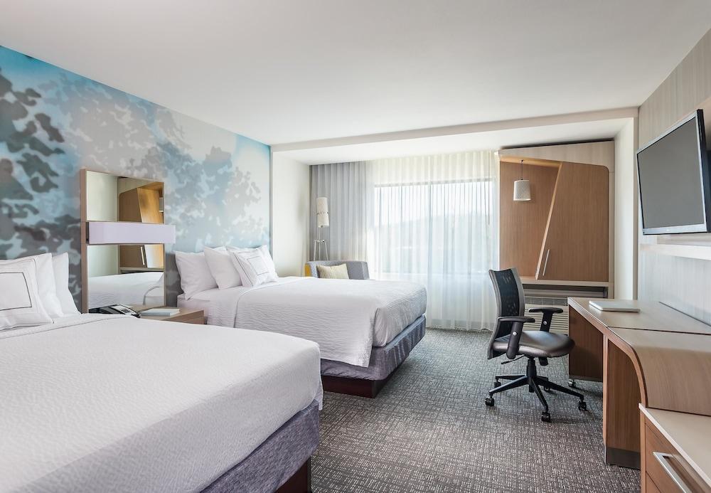 Courtyard By Marriott Charlotte Northlake Ngoại thất bức ảnh