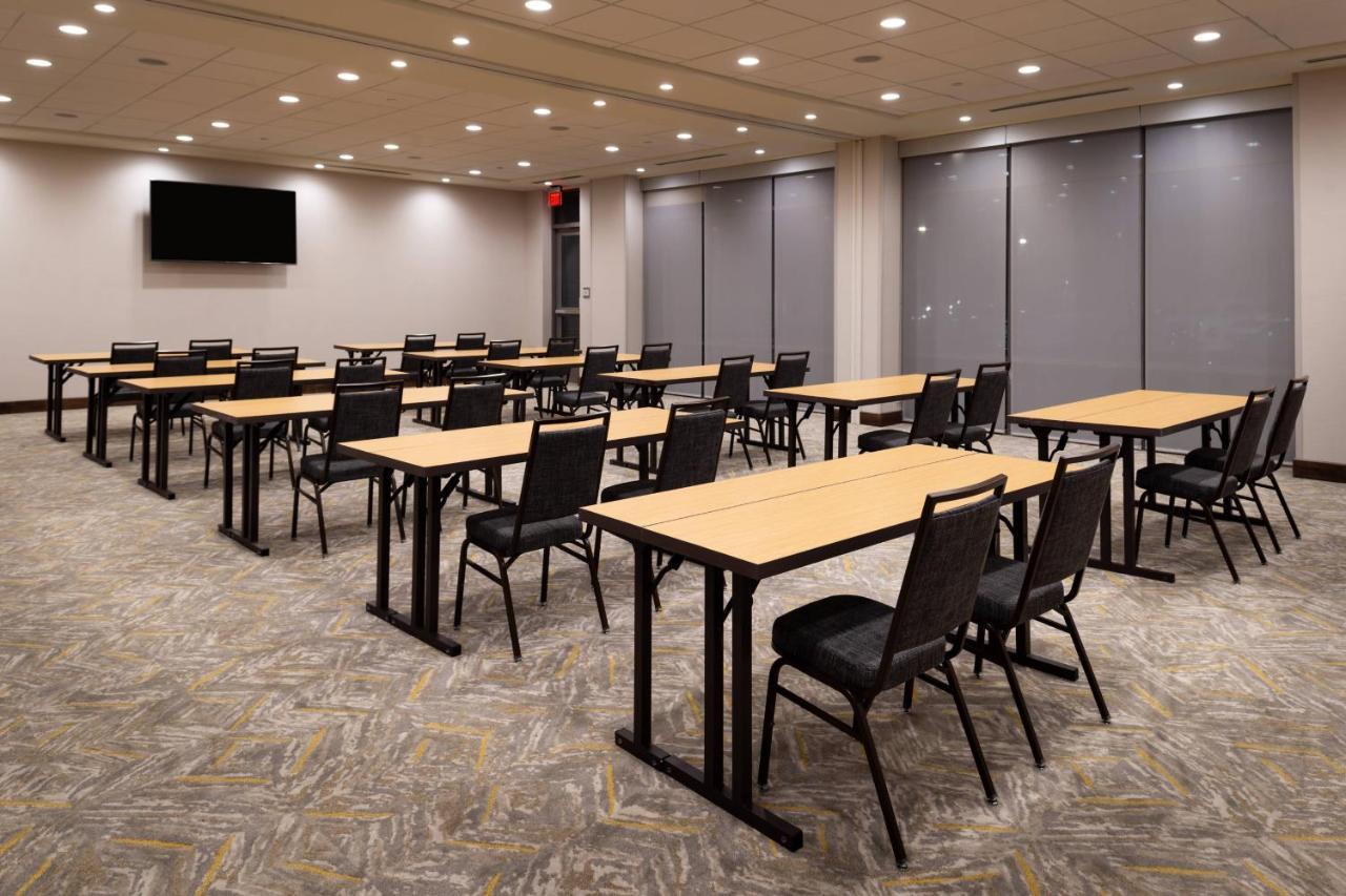 Courtyard By Marriott Charlotte Northlake Ngoại thất bức ảnh