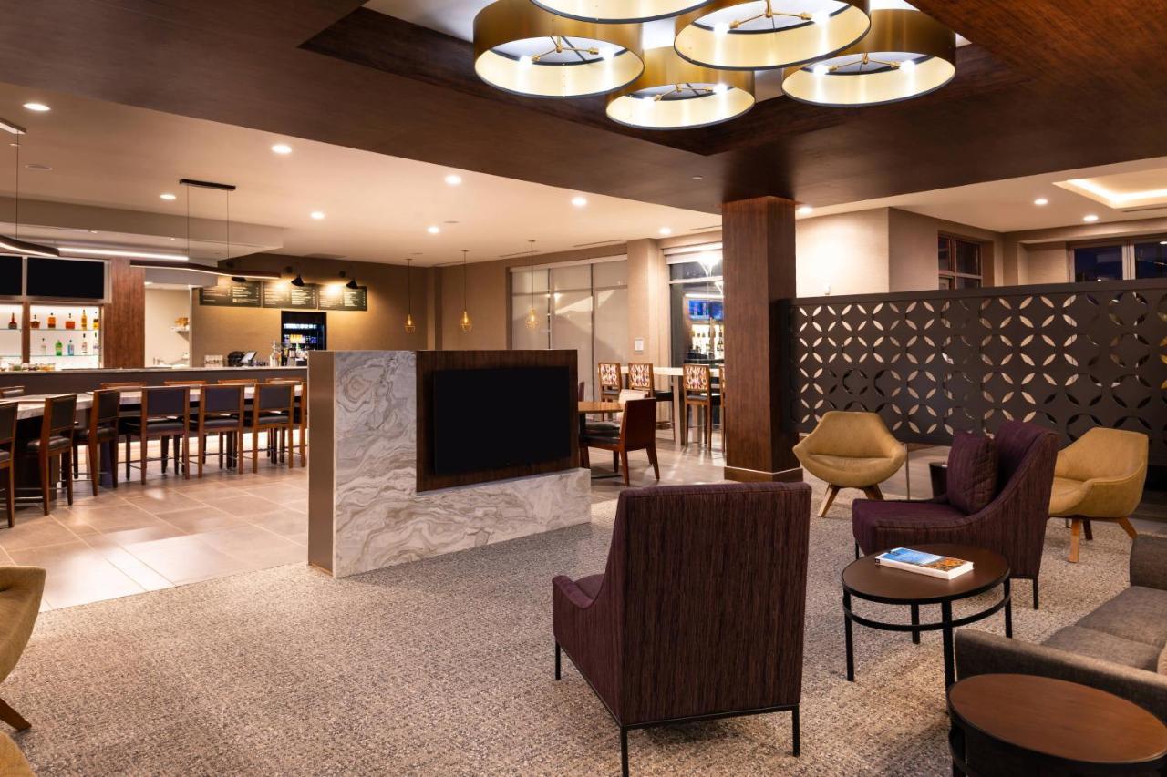 Courtyard By Marriott Charlotte Northlake Ngoại thất bức ảnh