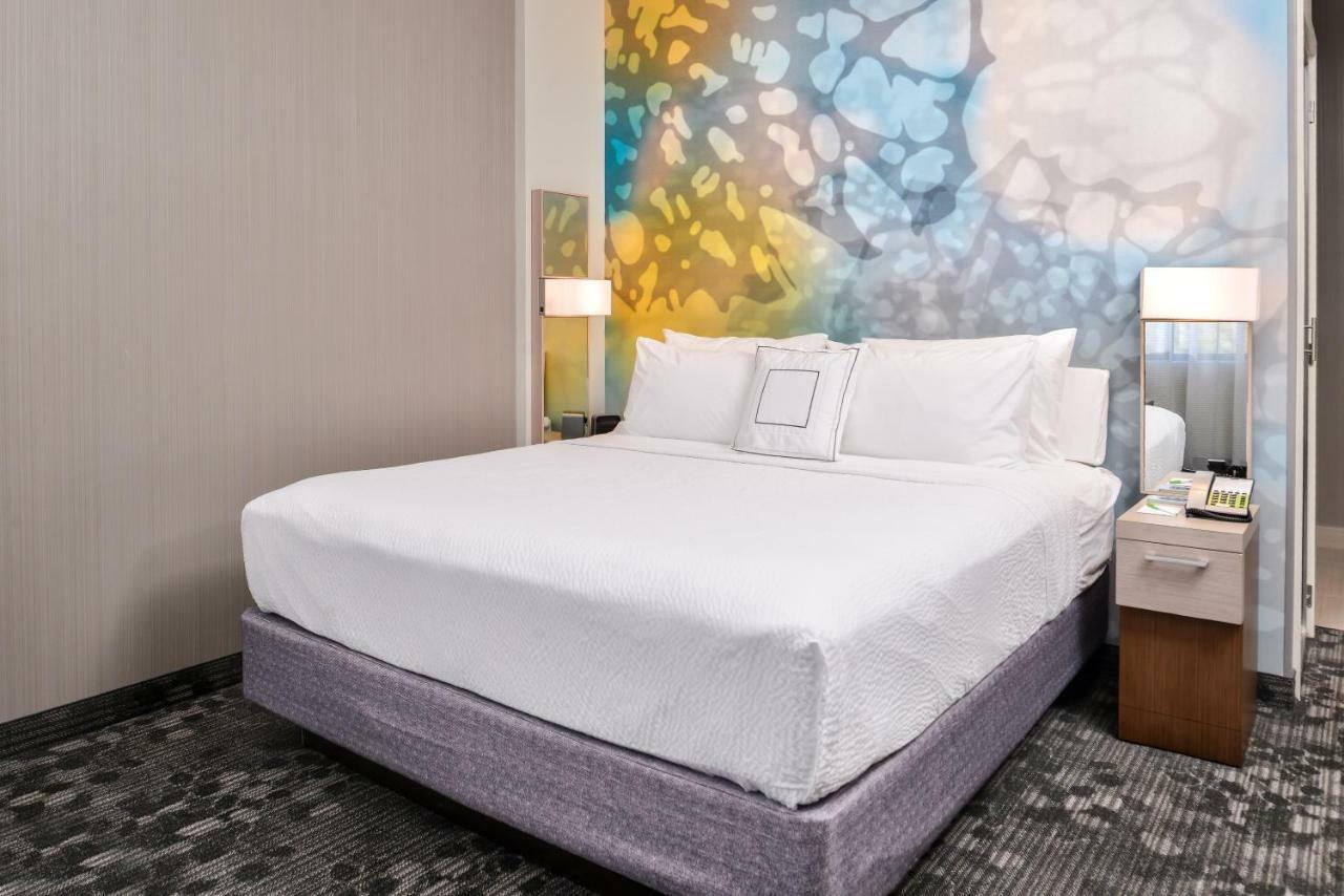 Courtyard By Marriott Charlotte Northlake Ngoại thất bức ảnh